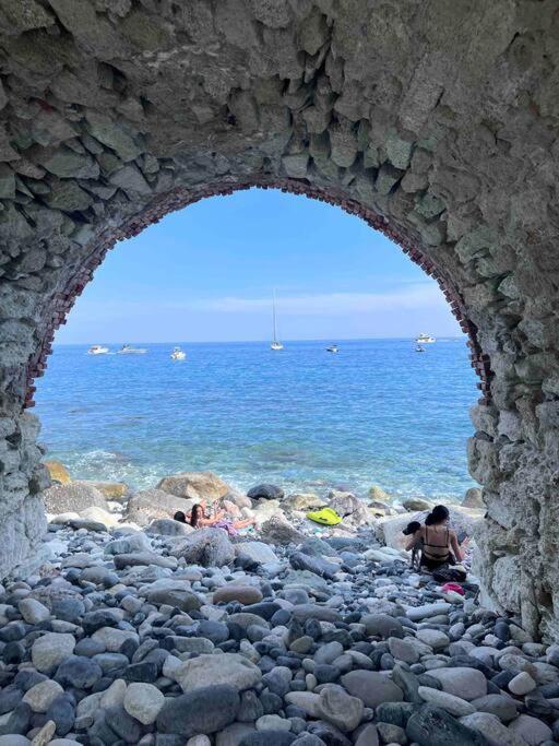 Silenzio E Relax Fronte Mare A Varazze Exterior photo